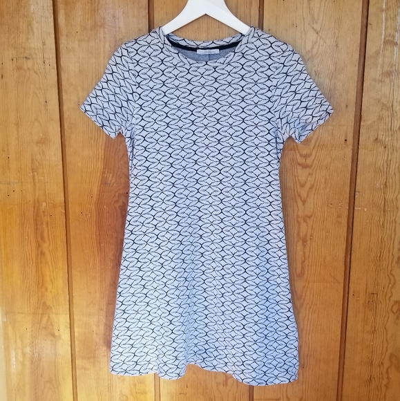 Zara Dresses & Skirts - Zara Cream/Black Short Sleeve Sweater Dress, sz L